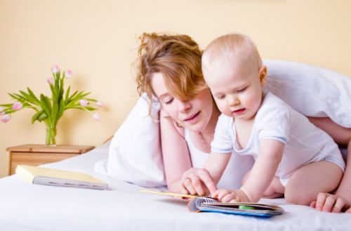 reading a picture book